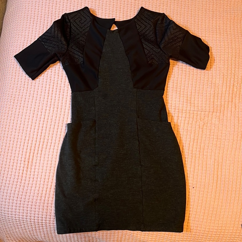 Black| Mutli- Texture Bodycon Dress | SM |